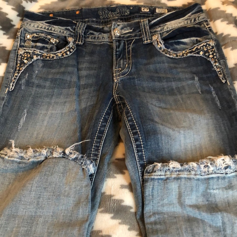 Miss Me cropped jeans